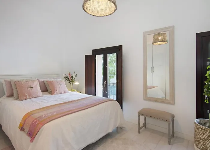 Vakantiehuis Chezmoihomes Alhambra Boutique Terrace